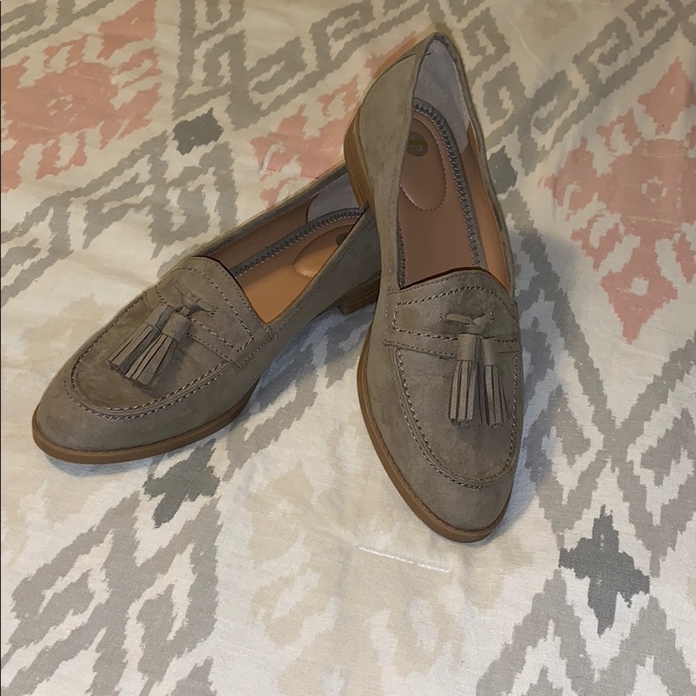 Dress Barn flats